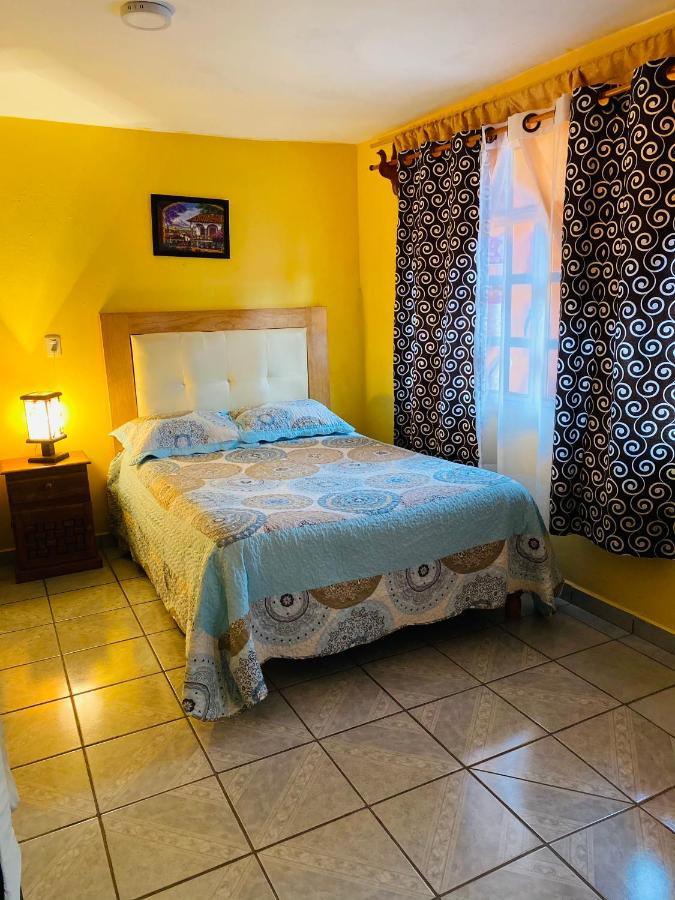 El paraíso de Zacatlán Departamento planta baja, 11 pax Exterior foto